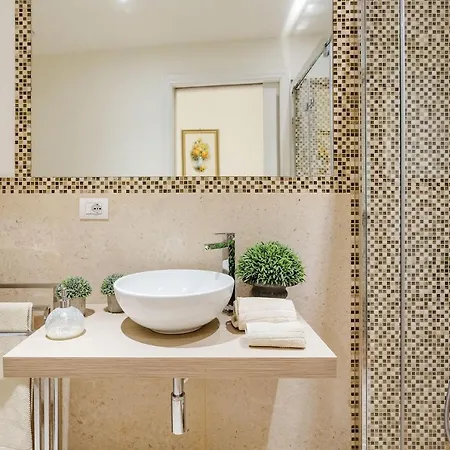Lejlighed Casa Vera, Exquisite 2 Bedrooms 2 Baths With Garden, A/c, Close To Parking *