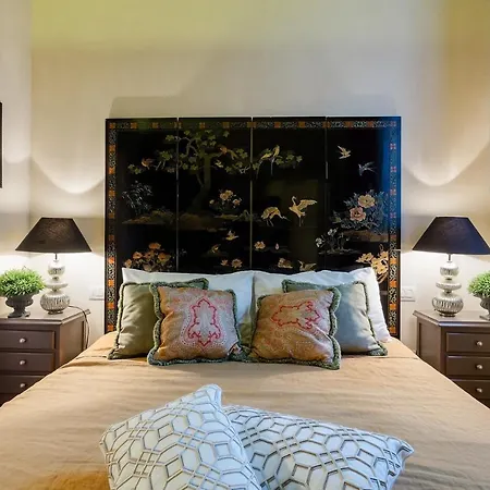 Casa Vera, Exquisite 2 Bedrooms 2 Baths With Garden, A/c, Close To Parking 루카