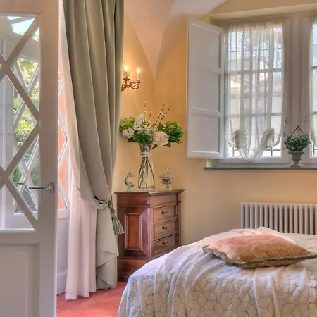 Casa Vera, Exquisite 2 Bedrooms 2 Baths With Garden, A/c, Close To Parking *
