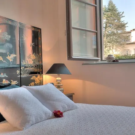 Casa Vera, Exquisite 2 Bedrooms 2 Baths With Garden, A/c, Close To Parking *